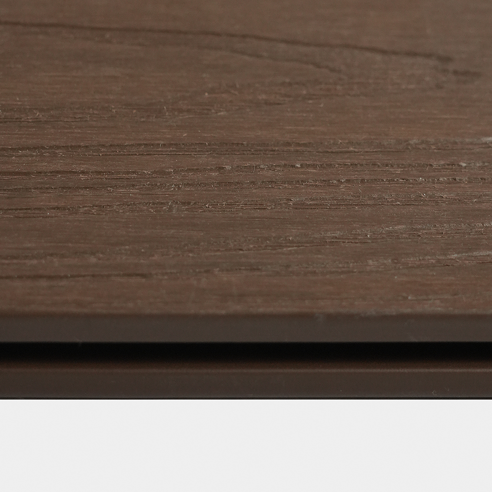 DEK003OD-001-UN_DSC00339_GRIS