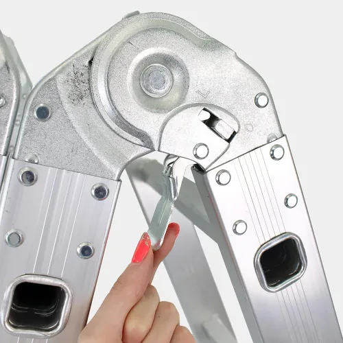 Groen escalera4x4 aluminio detalle traba 2.webp