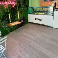 HarteFlooring-Pisos-SPC-Castanio-mockup2