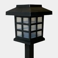 Lumie_Estaca-LED-Farol2-Grande_farol_Gris.webp